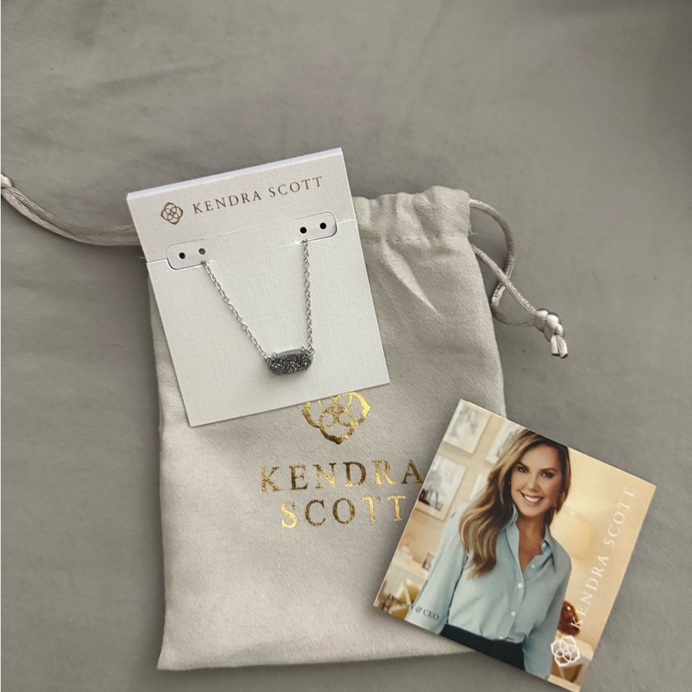 Kendra Scott Silver and Black Pendant Necklace
